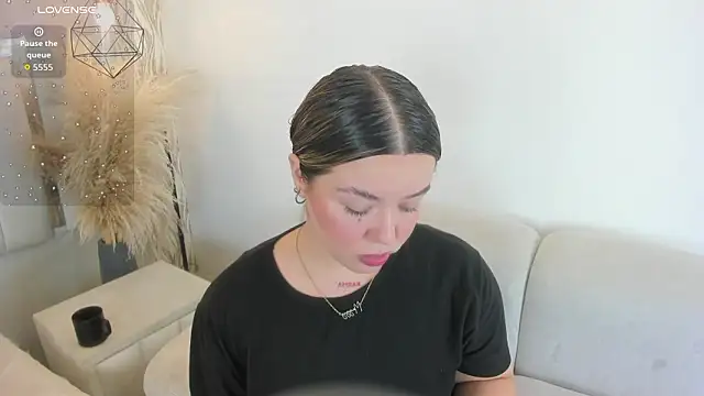 1m dalhia online show from March 6, 8:38 pm