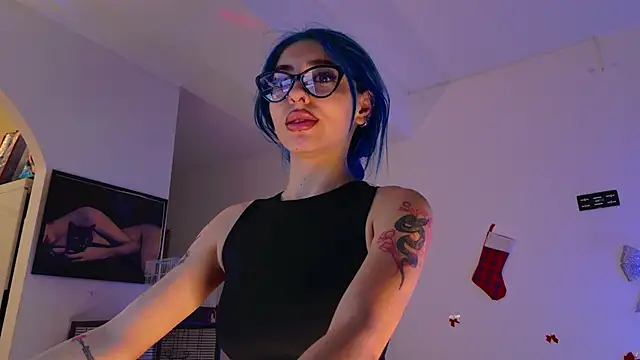 AriaVoss online show from December 21, 12:29 am