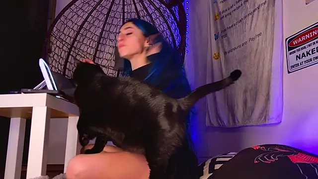 AriaVoss online show from January 31, 8:51 pm