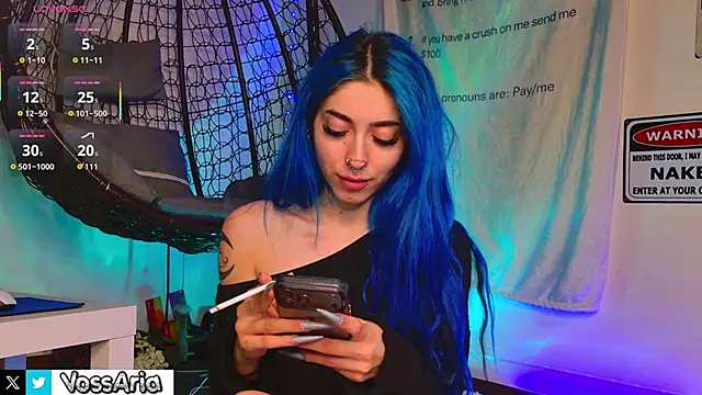 Snapshot of AriaVoss chatting on May 24, 10:37 pm AriaVoss online show from May 24, 10:37 pm
