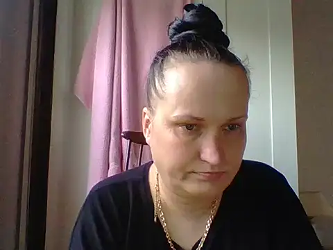  squirty cum lady  online show from February 21, 3:54 pm