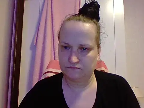  squirty cum lady  online show from February 23, 6:23 pm