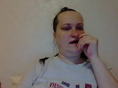  squirty cum lady  online show from March 14, 7:23 pm