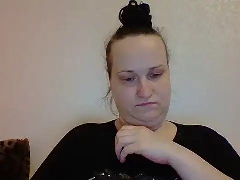  squirty cum lady  online show from March 17, 7:26 pm