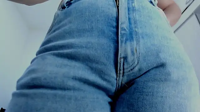 Amelia Debora Antonella online show from March 15, 1:28 pm