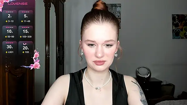 Snapshot of EmilySoul chatting on January 24, 1:57 pm EmilySoul online show from January 24, 1:57 pm