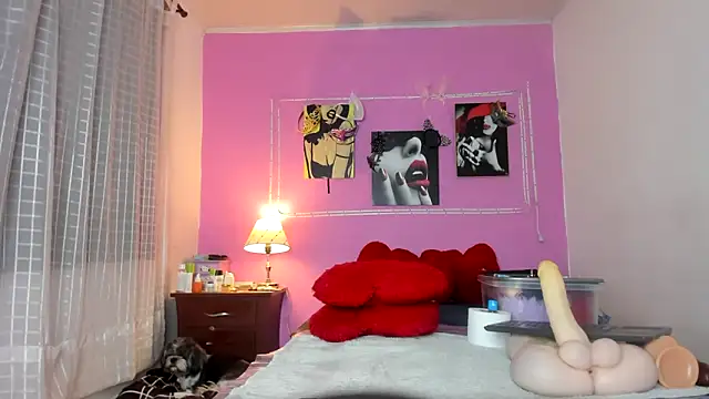 Snapshot of Niki_Fox111 chatting on October 26, 12:22 pm Niki Fox111 online show from October 26, 12:22 pm