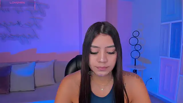 AllyJensen online show from December 5, 10:35 am