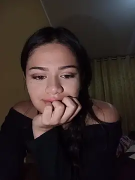 Snapshot of angelbeat_ chatting on September 27, 2:27 am angelbeat online show from September 27, 2:27 am