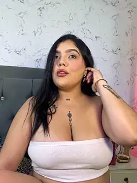 Brhiana Williamms online show from June 2, 3:03 pm