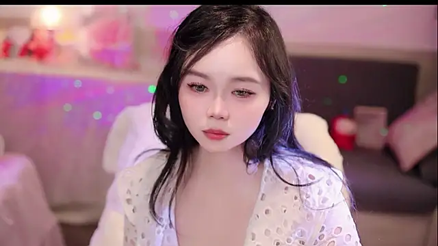 lilies-sweet online show from December 4, 3:10 pm