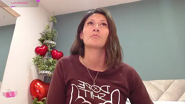 SharisWillian online show from February 26, 4:03 am