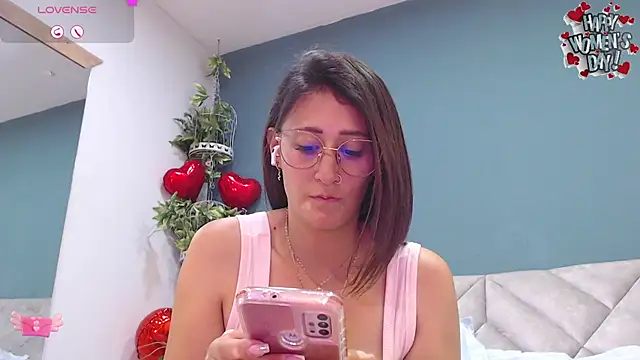 SharisWillian online show from March 8, 7:16 am