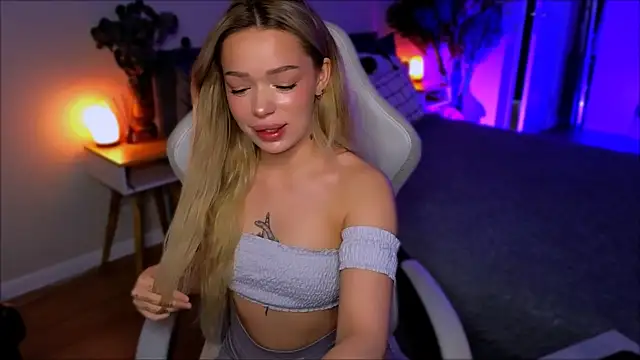 Lily Yin online show from March 11, 5:46 am