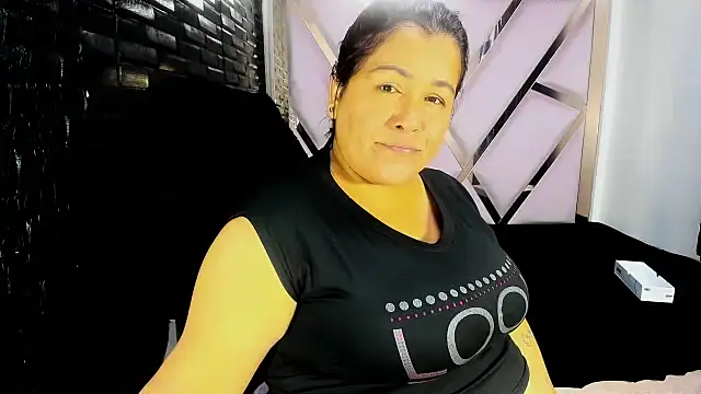 DaianaLutz online show from January 9, 1:58 pm