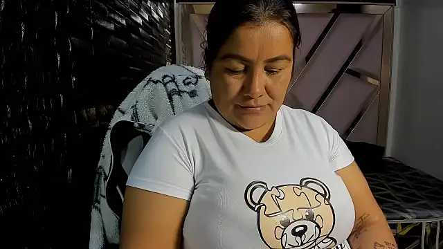 DaianaLutz online show from January 10, 1:24 pm