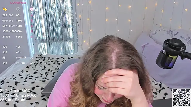 HANNA MONTANAS online show from September 11, 11:32 am