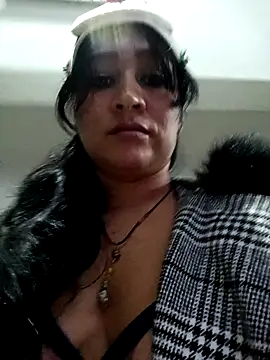 alondraabrown online show from December 6, 12:12 am