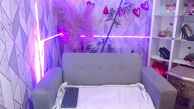 charlottemoonxz online show from October 7, 7:44 pm