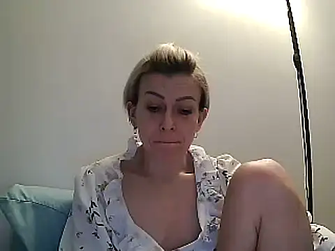 Snapshot of anechka1 chatting on January 13, 10:45 pm anechka1 online show from January 13, 10:45 pm