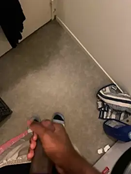 damien954 online show from April 14, 10:16 pm