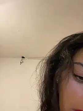 canderodrig777 online show from February 5, 6:04 pm