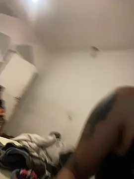 canderodrig777 online show from February 8, 12:06 pm