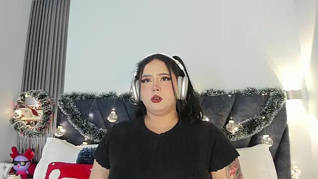 Karmilla Rosse online show from December 19, 10:33 am