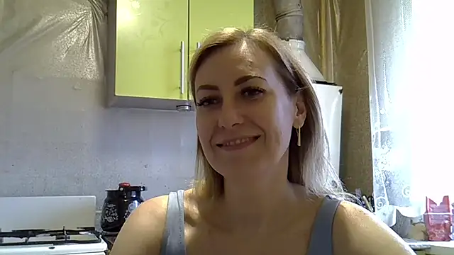 AshleyXHoney online show from December 2, 8:41 am