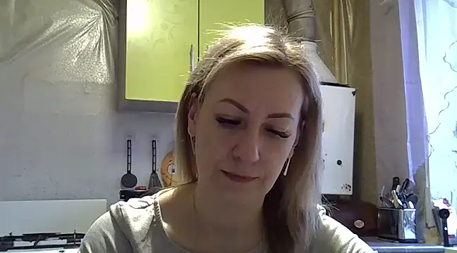 AshleyXHoney online show from January 24, 6:35 am