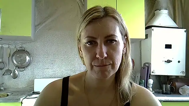 AshleyXHoney online show from March 18, 5:52 am