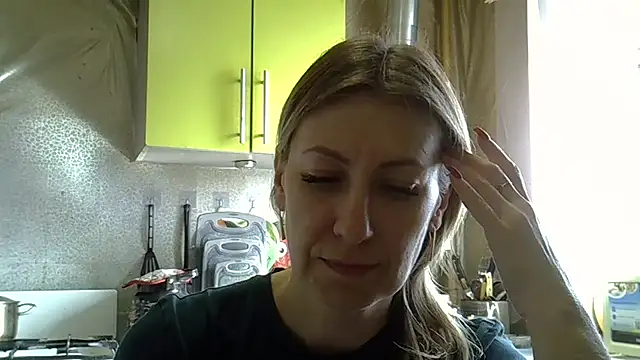 AshleyXHoney online show from March 26, 7:36 am