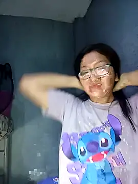 Snapshot of ladygmusic chatting on October 27, 11:52 pm ladygmusic online show from October 27, 11:52 pm