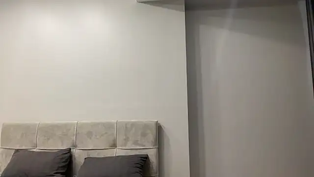 lostinspace 69 online show from March 12, 6:07 am