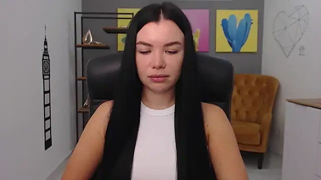 MadisonGomes online show from November 4, 8:35 am