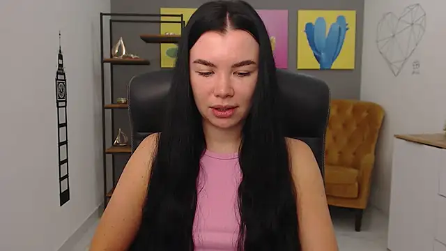 MadisonGomes online show from November 17, 8:42 am