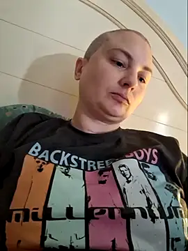 MilfyMrsRobinson online show from May 3, 4:35 pm