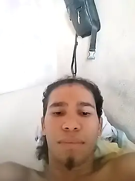 Snapshot of jhon_dhikoll_xx chatting on March 2, 7:21 pm jhon dhikoll xx online show from March 2, 7:21 pm