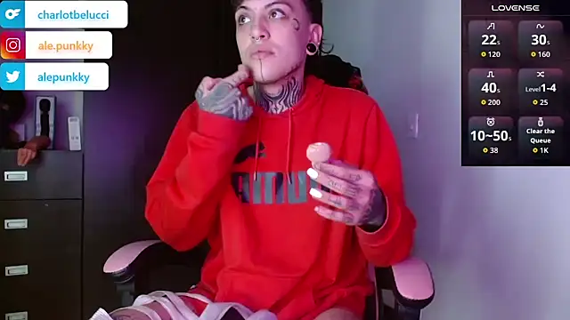 charlotbelucci  online show from November 18, 10:20 am