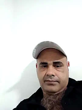 Snapshot of Street_king chatting on October 25, 2:46 pm Street king online show from October 25, 2:46 pm