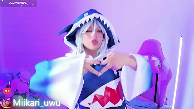 Ahri Elderwood online show from December 23, 5:05 am