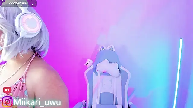 Ahri Elderwood online show from March 10, 4:50 am