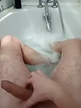 Snapshot of killminou chatting on February 22, 5:02 pm killminou online show from February 22, 5:02 pm