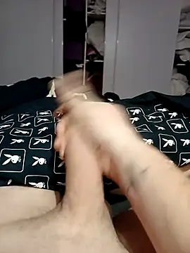 Snapshot of killminou chatting on February 6, 4:50 am killminou online show from February 6, 4:50 am