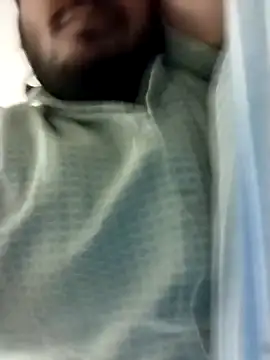 Snapshot of Manboobs178 chatting on February 2, 6:10 pm Manboobs178 online show from February 2, 6:10 pm