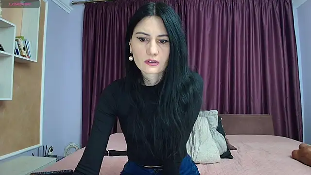 isabellice online show from February 23, 9:01 pm