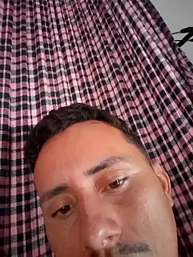 Snapshot of luissilva0071 chatting on March 16, 9:38 am luissilva0071 online show from March 16, 9:38 am