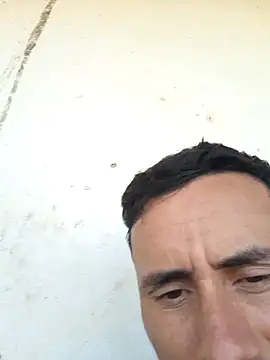 Snapshot of luissilva0071 chatting on July 27, 5:42 pm luissilva0071 online show from July 27, 5:42 pm