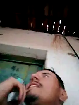 Snapshot of luissilva0071 chatting on July 28, 8:52 pm luissilva0071 online show from July 28, 8:52 pm