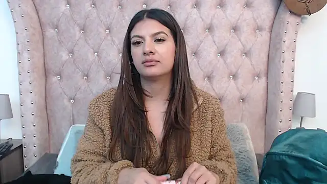 Snapshot of Abril_Squirt chatting on January 12, 11:28 am Abril Squirt online show from January 12, 11:28 am